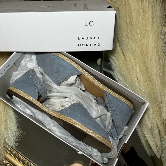 *NIB* Lauren Conrad Light Blue Espadrille Flats w/ Scalloped Edging – Size 9 - Picture 2 of 5